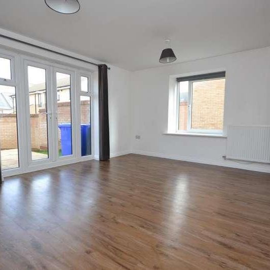 Fleming Way, Haverhill, CB9 - Photo 1