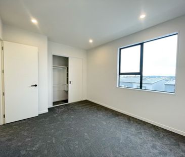 NEWLY BUILT 3 bedroom home in Westgate - Photo 5