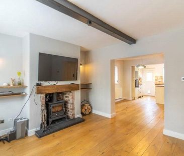 2 bedroom end of terrace house to rent - Photo 6