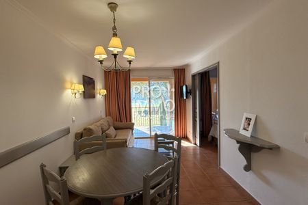 A LOUER GOLF DE PONT ROYAL (13370) MALLEMORT RENOVATION VUE - Photo 5