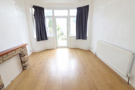 3 bedroom semi-detached house to rent - Photo 2