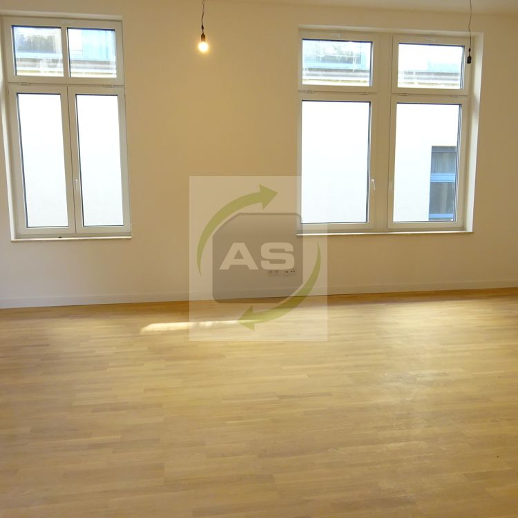 Exklusiv. Erstbezug. Einbauküche. - Foto 1