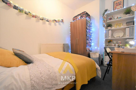 5 bedroom terraced house to rent - Photo 4