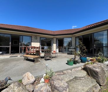 Spacious Ohauiti Family Home - Ohauiti - Photo 3