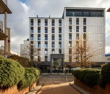 Studio to rent - Photo 1