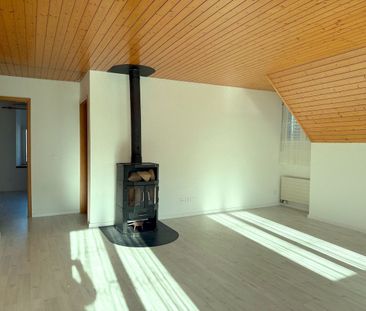 «HEIMELIGE DACHWOHNUNG AN RUHIGER LAGE» - Foto 2