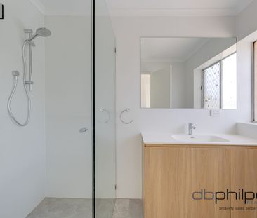 Renovated downstairs unit - Photo 4
