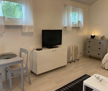 Gustavslundsvägen, Vallentuna - Photo 2