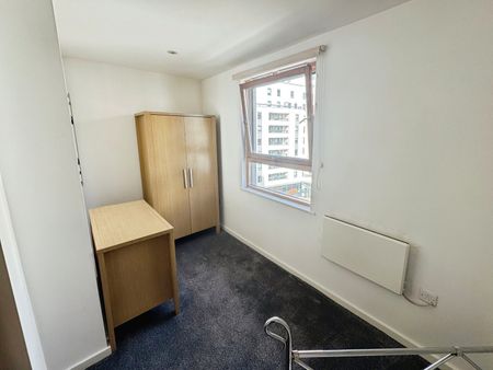 2 bedroom apartment to rent - Photo 3