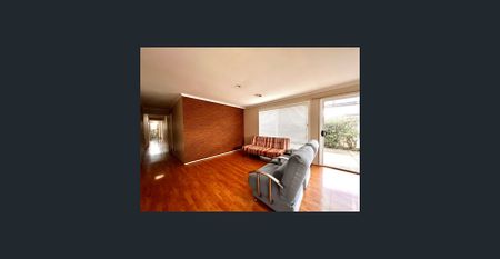 Lovely family home. - Photo 2