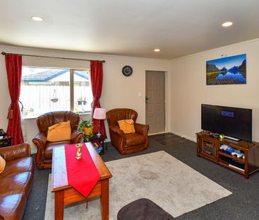Easy Family Living in a Convenient Location - Photo 3