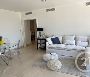 Location Appartement 3 pièces 67m² NICE 06300 - Photo 2