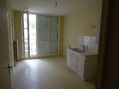 Appartement – Type 5 – 118m² – 717.58 € – ISSOUDUN - Photo 5