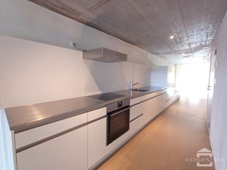 Appartement traversant avec une belle luminosité, centre ville! - Photo 4