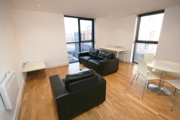 2 bedroom apartment to rent - Photo 1