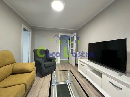 Piso de alquiler en Calle San Justo, Barrio del Centro - Photo 2