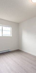 Available Now! 2 Bdr +Den - Renovated - Photo 3