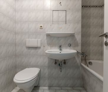 Innere Neustadt - 2-Zimmer-Wohnung mit Einbauküche und TG-Stellplatz - Photo 6