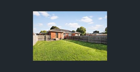 Location Location! - Photo 2