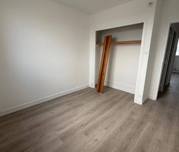 Location appartement rénové 4 pièces 65.97 m² à Romans-sur-Isère (2... - Photo 3
