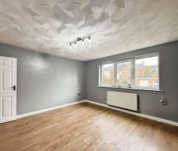 Winnipeg Drive, Cardiff, CF23 - Photo 2