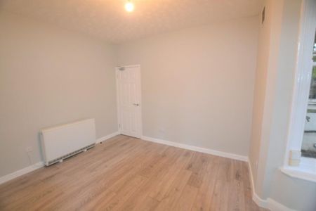 Ground floor flat to rent - Photo 5