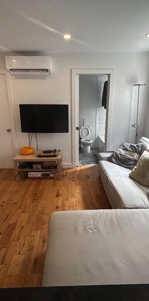 Cession de bail/Lease transfer | Villeray | 1er Aout ou Septembre (Annuel)/1st August or September (Annual) - Photo 1