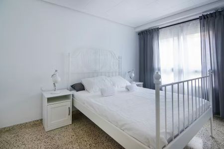 Carrer de la Barraca, Valencia, Valencian Community 46011 - Photo 5