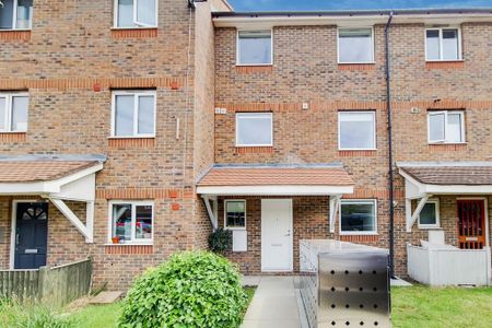 1 bedroom house of multiple occupation to rent - Photo 2