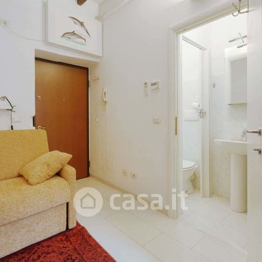 Monolocale in Affitto in Via Galeazzo Alessi 13 a Milano - Foto 1