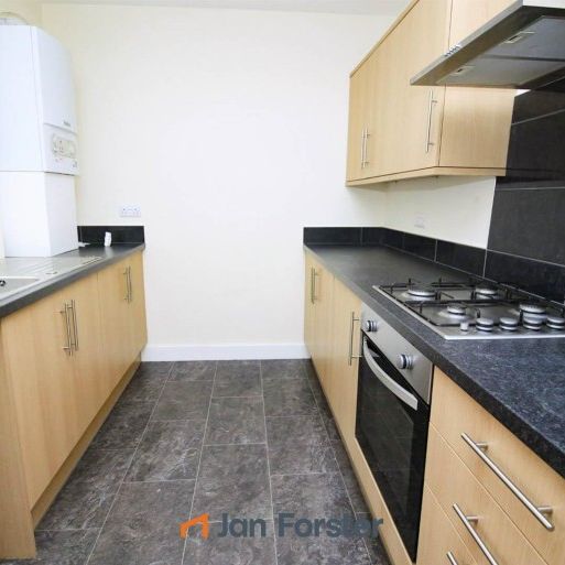2 Bedroom Flat - Ground Floor - Photo 1