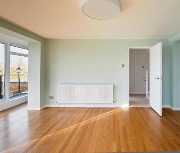 4 bedroom townhouse to rent - Photo 1