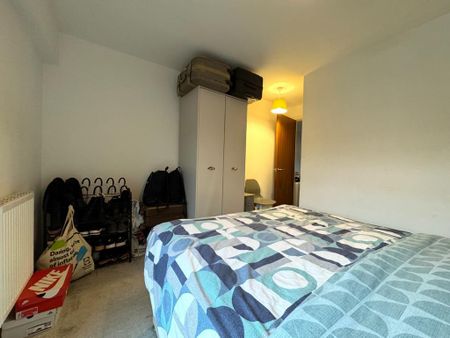 2 bedroom flat to rent - Photo 4