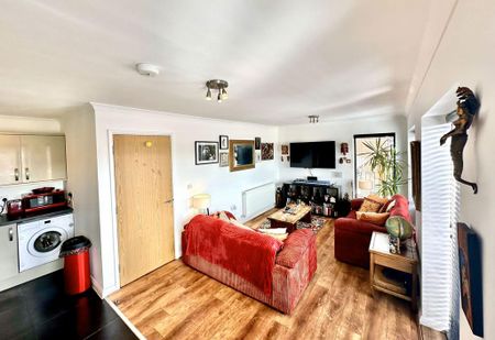 2 bedroom detached house to rent - Photo 5