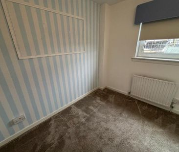 3 bedroom end of terrace house to rent - Photo 1