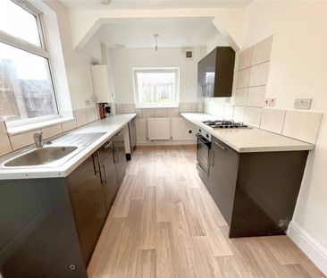 Little Hallam Lane, Ilkeston, Derbyshire, DE7 - Photo 2