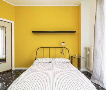 Largo Giovanni Battista Scalabrini, Milan, Lombardy 20146 - Foto 4