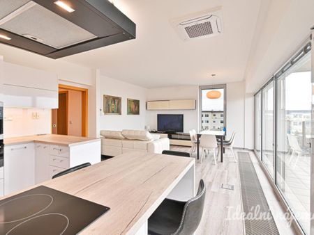 Pronájem bytu 3+kk 118 m2 - Fotografie 2