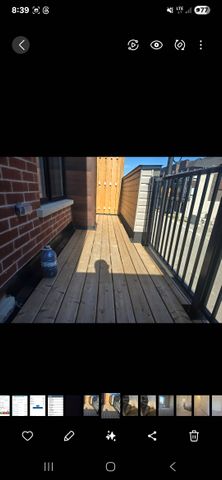 Three bedroom townhouse for rent in Aurora - Photo 3