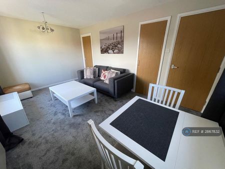 1 bedroom flat to rent - Photo 3