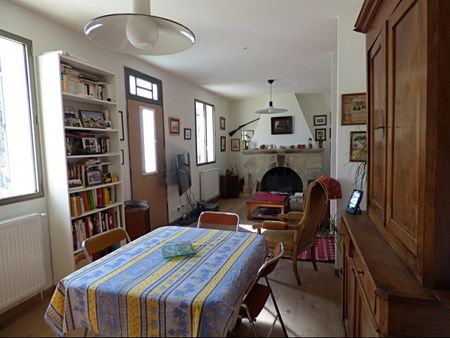 AVIGNON EXTRA MUROS: Maison avec jardin au calme d'une impasse à 10 minutes à pied de la Porte Saint Michel - Photo 4