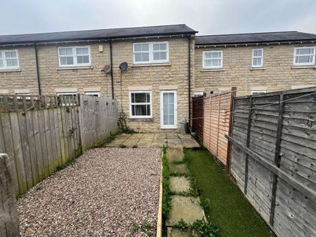2 bedroom townhouse to rent - Photo 2