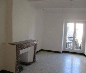 Location appartement 1 pièce 35 m² à Villeneuve-de-Berg (07170) 4 - Photo 1