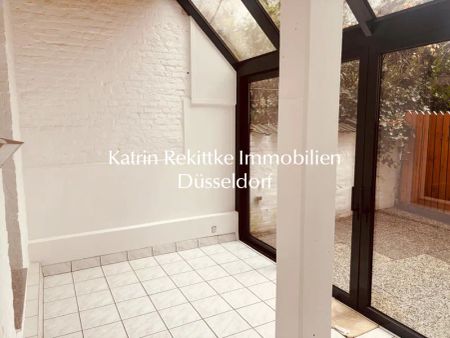🏡❤️ BEZAUBERNDE LAGE VON OBERKASSEL - TOP NEUE BÄDER, WINTERGARTEN UND SÜßE GARTEN-TERRASSE - Photo 3