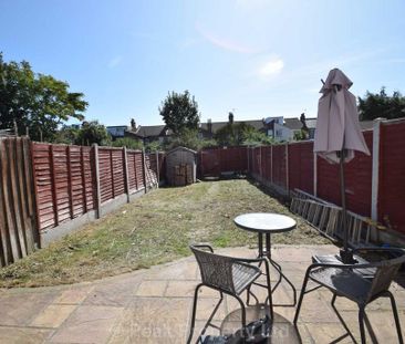 1 bedroom in a house share to rent - Photo 6
