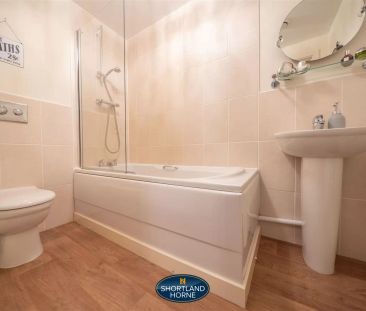 Monticello Way, Banner Brook Park, Coventry - Photo 6