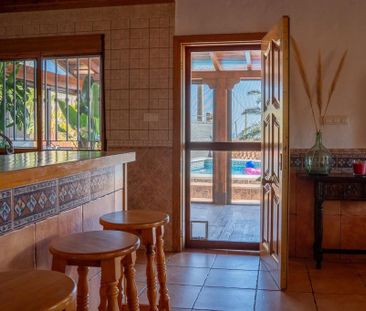 3 room luxury Farmhouse for rent in Salobreña, Andalusia - Photo 1
