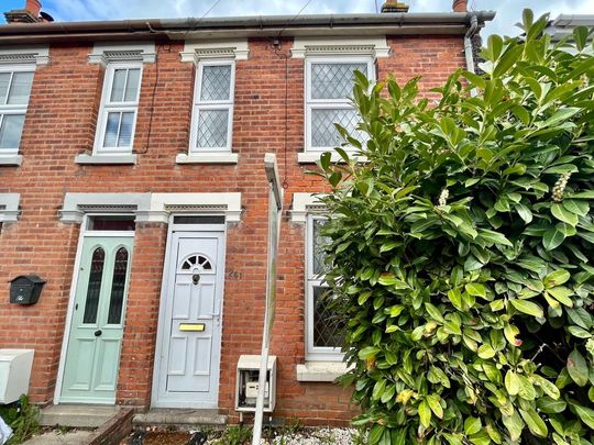 3 bedroom semi-detached house to rent - Photo 1