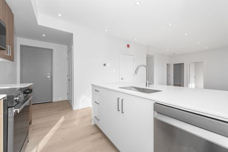 For Lease - 319 Shakespeare Street Unit# 9, Vanier and Kingsview Park, Ontario - Photo 4