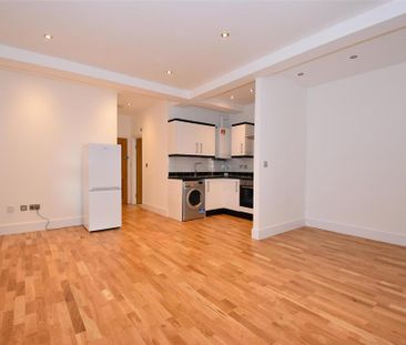 Studio to rent - Photo 4